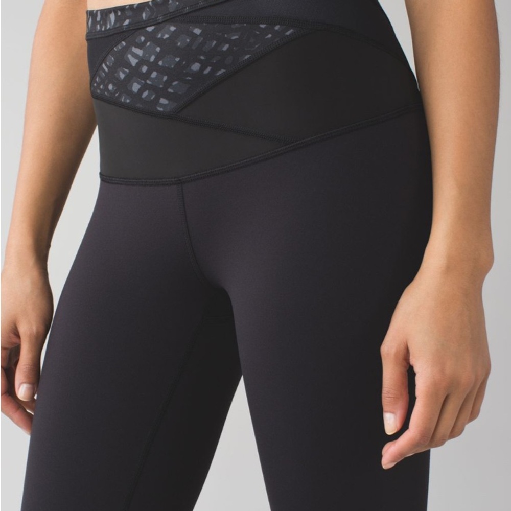 Lululemon Wunder Under Crop (Hi-Rise) *Full-On Luon